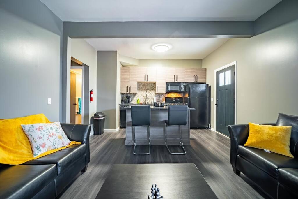Appartement Walkable Gem In Little Italy à Cleveland Extérieur photo