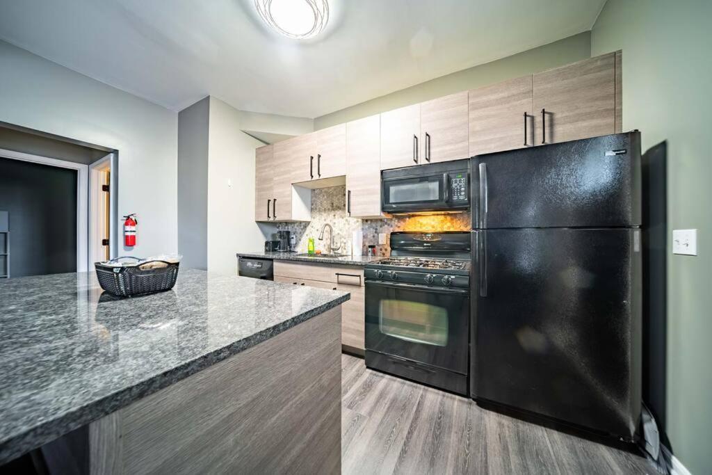 Appartement Walkable Gem In Little Italy à Cleveland Extérieur photo